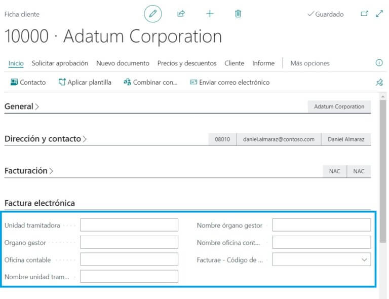 En la ficha de cliente se han añadido campos personalizados en la pestaña Factura electrónica (Unidad tramitadora, Organo gestor, Oficina contable, Nombre unidad tramitadora, Nombre órgano gestor y Nombre oficina contable) que, si se informan, son transmitidos a los documentos de ese cliente (al validar el cliente de facturación).